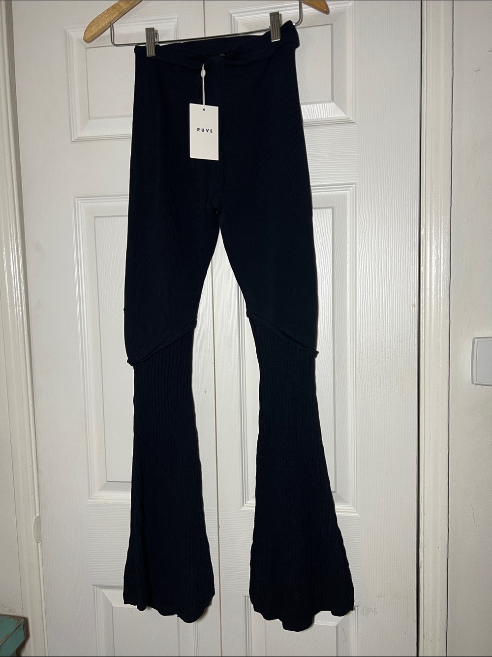 NWT RUVE Black Knit Flare pant Mesh cut out Women’s Small